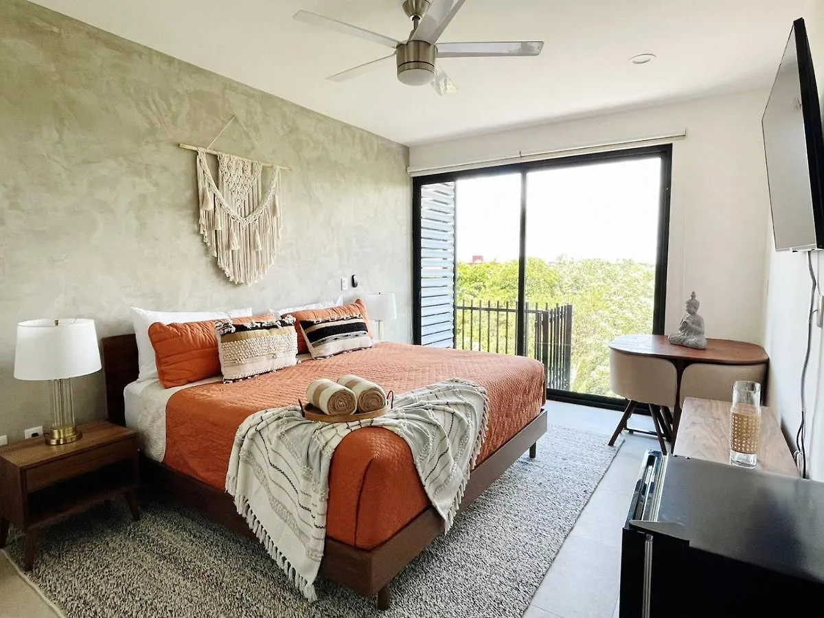 Urban Towers - Brand New Contemporary Apartment In Downtown Playa del Carmen 0*,