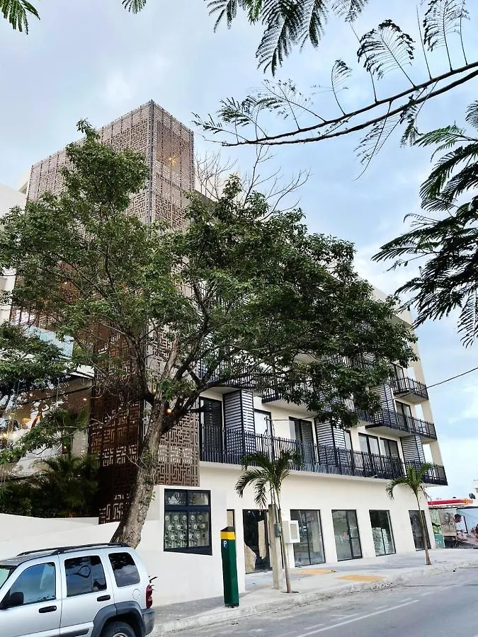 Urban Towers - Brand New Contemporary Apartment In Downtown Playa del Carmen