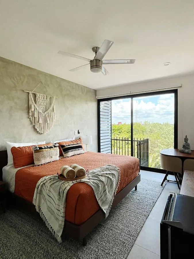 Aparthotel Urban Towers - Brand New Contemporary Apartment In Downtown Playa del Carmen